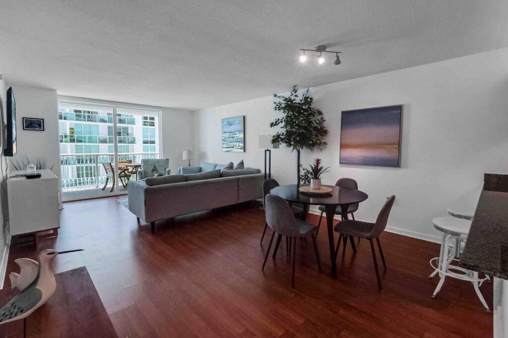 Bay View 1 Bdr 1 Bth • Brickell • Free Parking